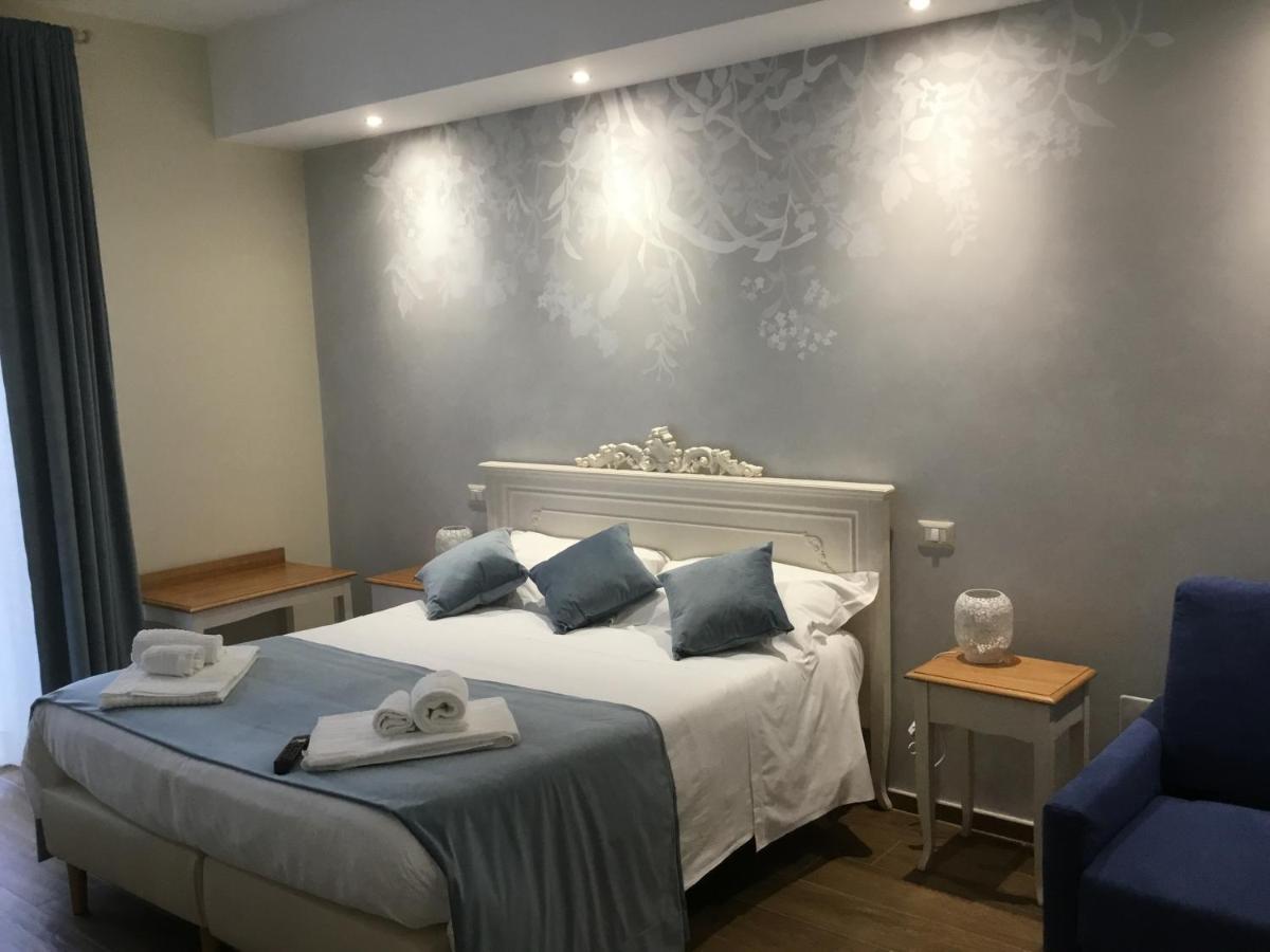 Cavaliere Suite & Rooms Матера Екстер'єр фото