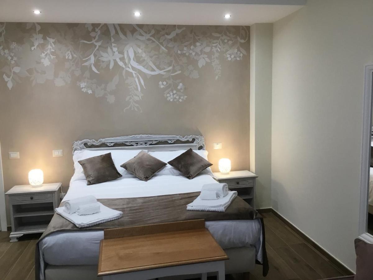 Cavaliere Suite & Rooms Матера Екстер'єр фото